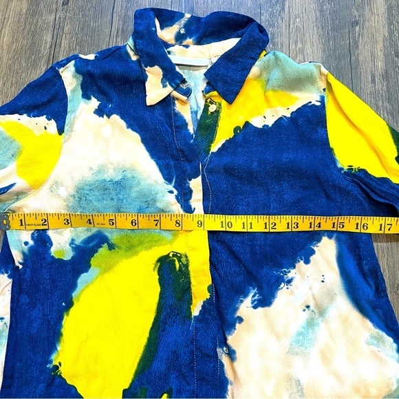 Women’s Tie Dye Button Up V Neckline Blouse Top Size S - Picture 9 of 11